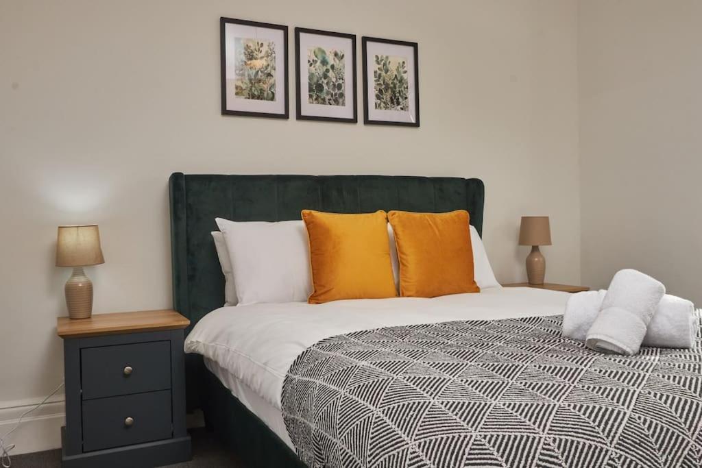Cosy 3-Bedroom House In Seaham - Street Parking Buitenkant foto