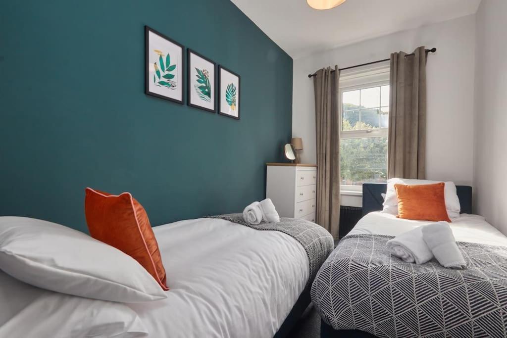 Cosy 3-Bedroom House In Seaham - Street Parking Buitenkant foto